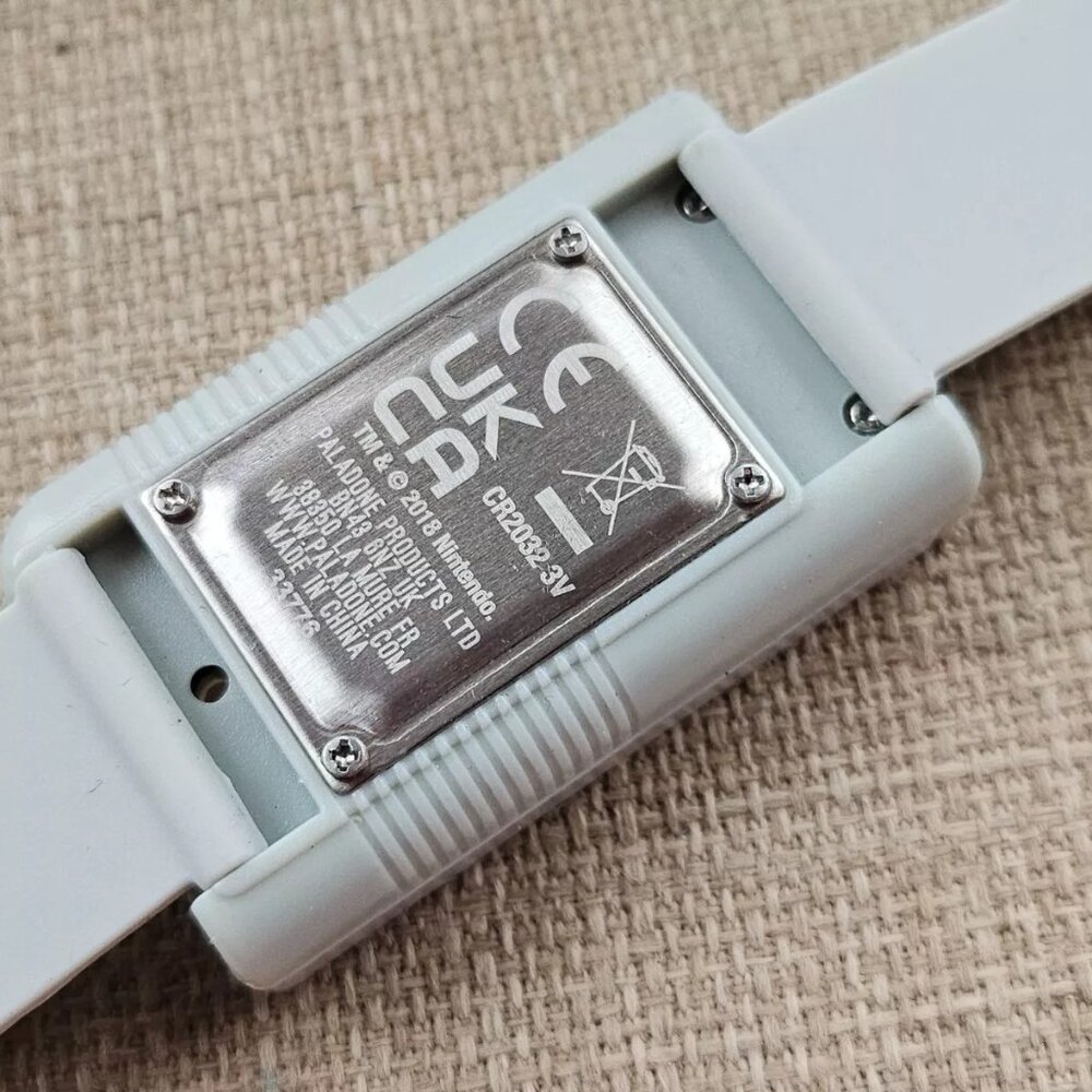 Nintendo Game Boy Wristwatch Ditial Wrist Watch White Rubber Strap Watch - Picture 10 of 13